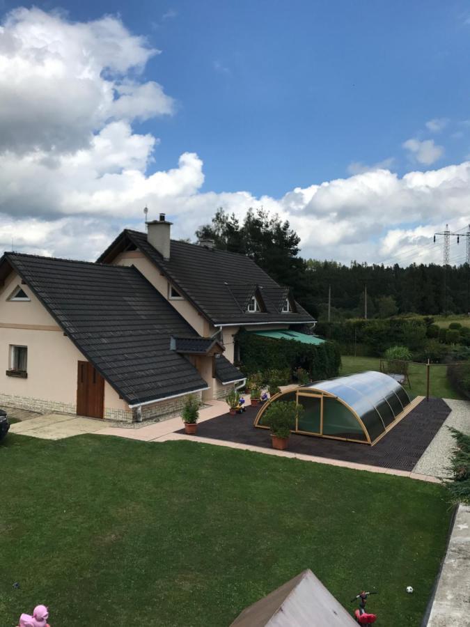 Vila V Jesenikach Bridlicna Esterno foto